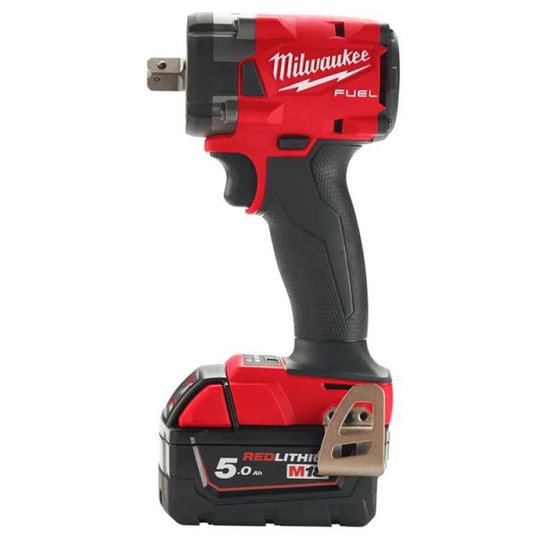 Milwaukee M18 FIW2P12-502X Mutterdragare med batterier och laddare