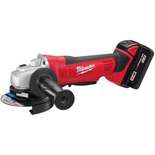 Milwaukee HD18 AG-115-402C Vinkelslip med batterier och laddare
