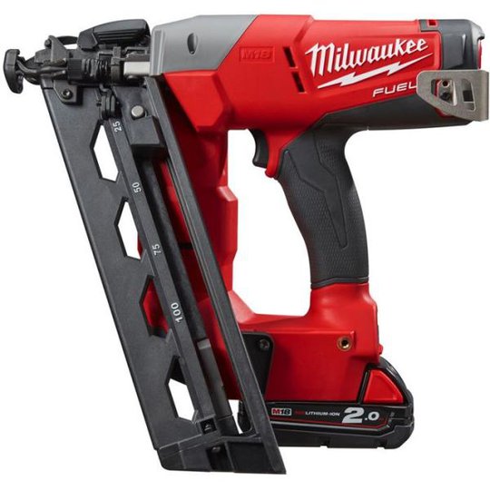 Milwaukee M18 CN16GA-202X Dyckertpistol med batterier och laddare
